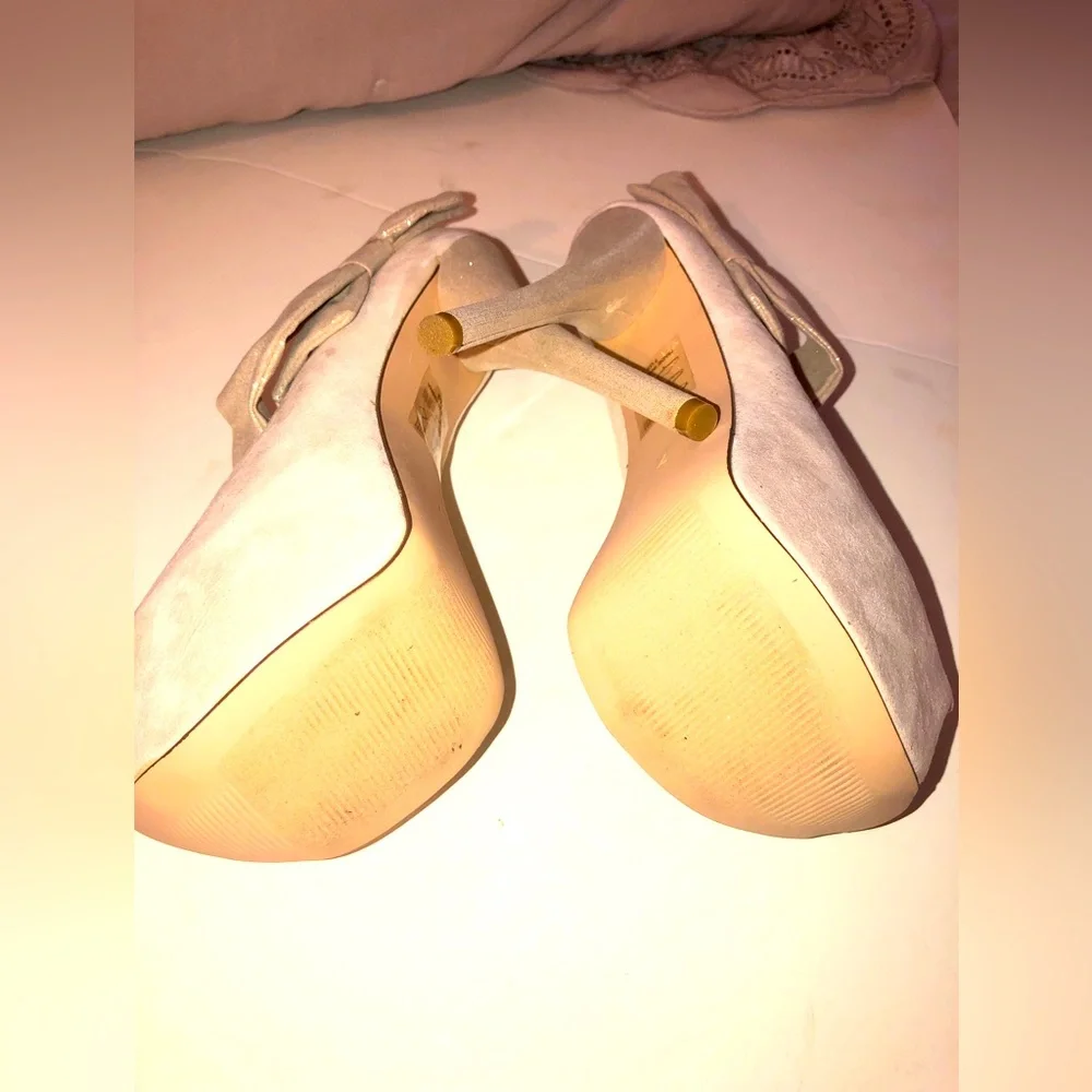 Elegant Cream & Gold Women's Platform PeepToe Pumps NWB